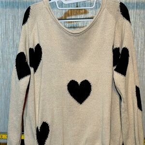 NWOT Heart Pattern V-Neck Sweater